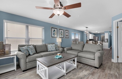 Fort Walton Beach Condo | ☀Corner Balcony~Beachfront ~ FREE Beach Service~Pool~2BR The Palms 501🌅