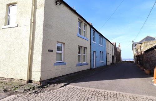 Seahouses House | Corner Cottage