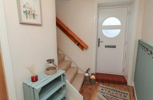 Seahouses House | Corner Cottage