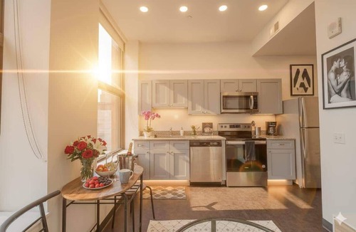 Cultural District Apartment | Corner Glass Bridge Views |Loft Style 1BD Downtown