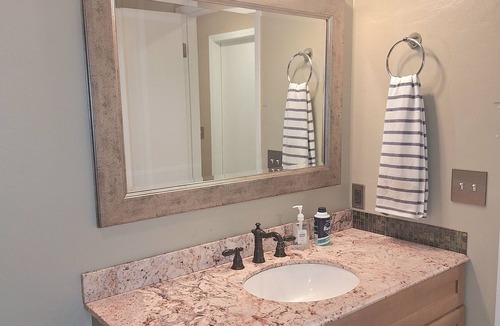 North Creek House | Corner room in a quiet house and safe neighborhood.