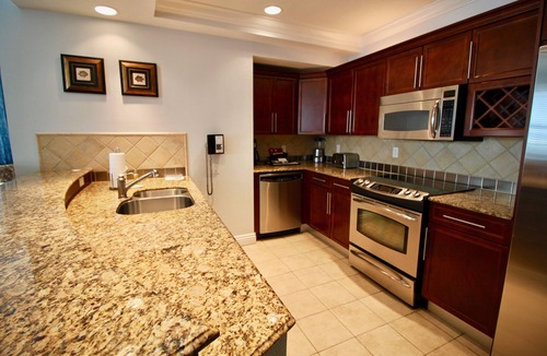 Destin Condo | CORNER UNIT WRAPAROUND BALCONY. Open Nov 8-15, 2025. Amazing views!