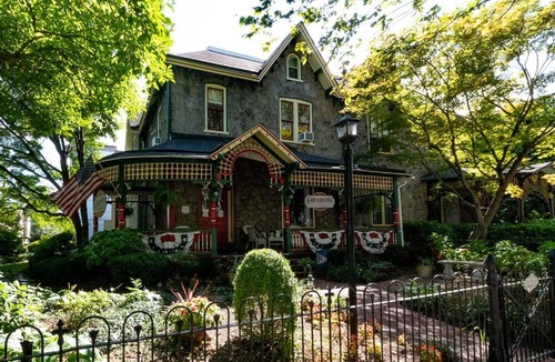 Powelton Village Bed & Breakfast | Cornerstone Bed & Breakfast