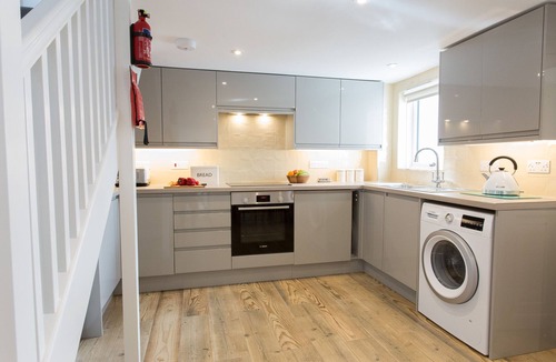 Camborne Cottage | CORNISH VIEWS, luxury holiday cottage, with a garden in Camborne