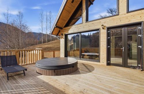 Brosteni Ski Chalet | Coroana Muntilor