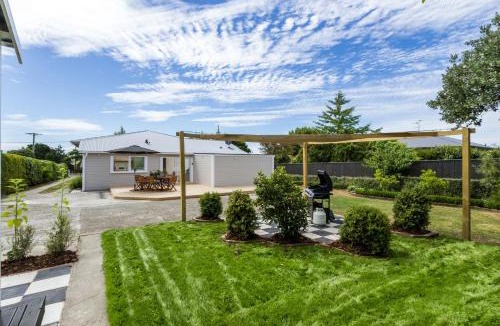 Richmond Villa | Corokia Villa - Peaceful, Modern Villa in Richmond