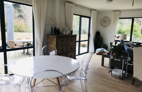 Coromandel House | Coromandel Treasure a little hidden gem.