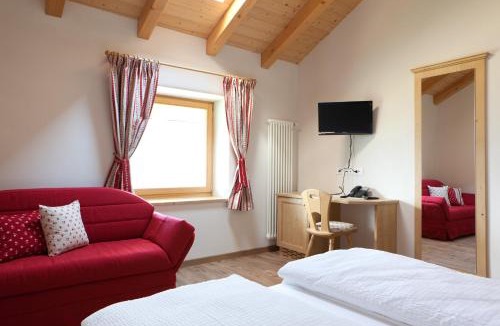 Roncegno Bed & Breakfast | Coronata Haus