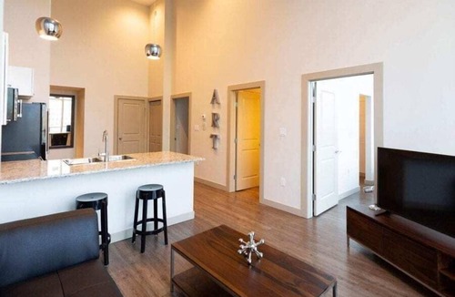 Downtown Edmonton Apartment | Corporate Stays Mayfair Apartments