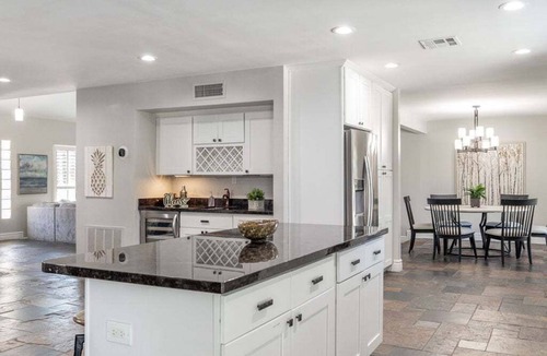 Avant Cottage | Corrine