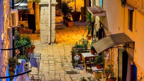 Old Town Apartment | Corte Del Carmine