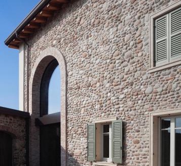 Pescantina House | Corte Lanfranconi Private Villa Retreat & Biolake