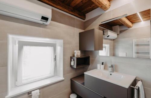 Borgo Valbelluna Apartment | Corte Maccarini - Appartamento Zumelle - Nuovissimo - Dotato di Bike Room