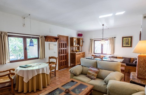 Las Gabias Villa | Cortijo Algabia Alhendín by Ruralidays