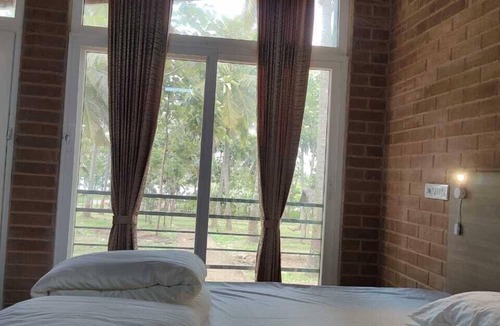 Heggadadevankote Hotel | Cosmic Connect Trails Kabini