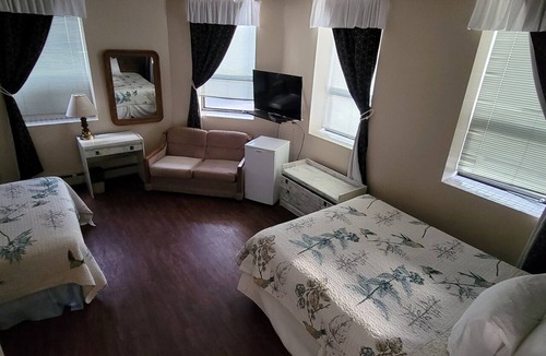 Blairmore Hotel | Cosmopolitan Hotel