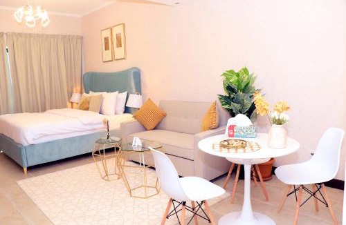 Jumeirah Lake Towers Apartment | Cosmos Living Spacious with Balcony GCV1
