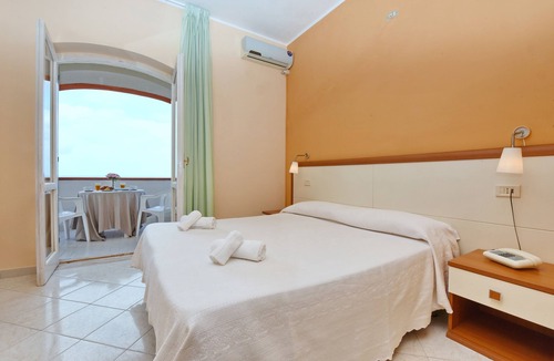 Santa Maria di Castellabate Hotel | Costa d'Oro