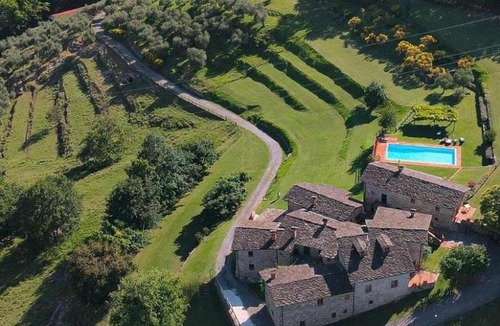 Pontremoli House | Costa D'Orsola