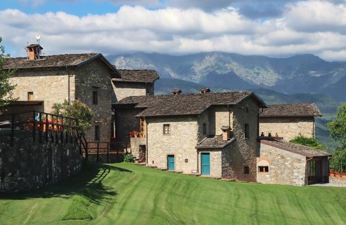 Pontremoli House | Costa D'Orsola