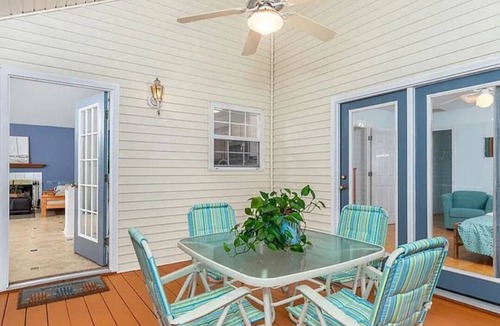 Ocean Pines House | Costal Modern Retreat with 4 bedrooms and cental air