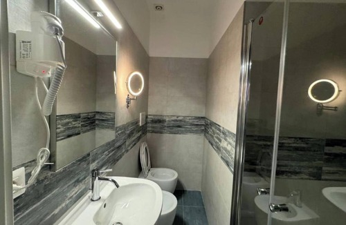 Rione XVIII Castro Pretorio House | Costantino Rooms