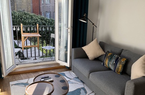 Tower Hill Apartment | Cosy 1 Bedroom Apartment 5 mins from Tower Bridge, zone 1