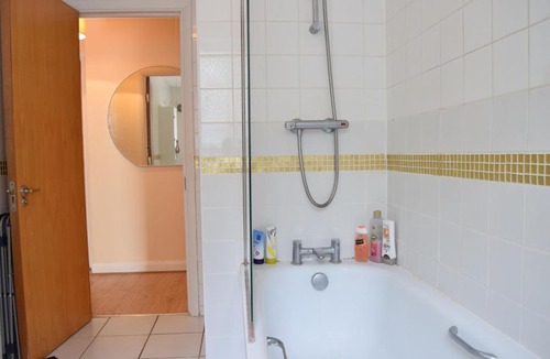 Canonbury Apartment | Cosy 1 Bedroom Apartment in Canonbury