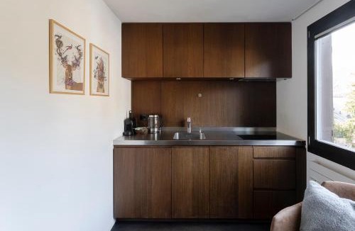 Klosters Platz Apartment | Cosy Alpine Chic Studio
