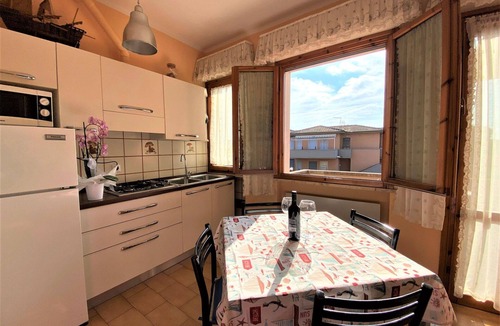 Mazzanta Apartment | Cosy apartment for 5 people with TV and balcony