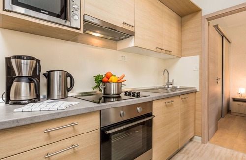 Kampor House | Cosy apartment in villa for 6 guests with pool, WIFI, A/C, TV and terrace