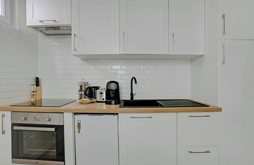 Quartier de la Folie-Mericourt Apartment | Cosy Apt - 2P - République/Marais