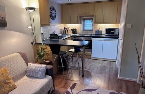 Middleton-on-Sea House | Cosy Bungalow On Private Estate