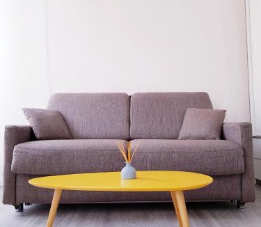 Thiers Apartment | Cosy central studio Nice Rossini large balcony AC