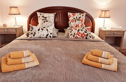 Sancoins Bed & Breakfast | COSY CHAMBER - Air-conditioned SUITE
