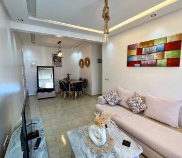 Ain Attig Apartment | Cosy chambre salon à 2 min harhoura