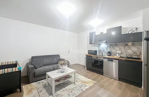 Bobigny Apartment | Cosy & design quartier neuf, proche métro