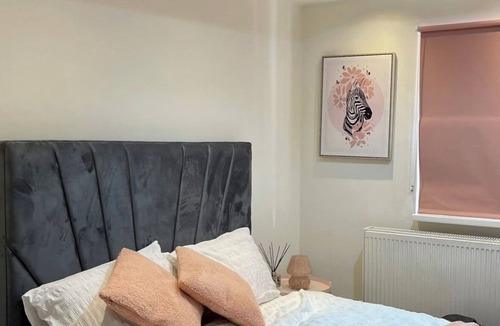 Weavers Apartment | Cosy En-Suite in The City - Shoreditch