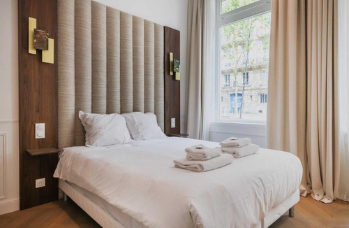 L'Europe Apartment | Cosy flat - 1BR- 4P - Arc de Triomphe
