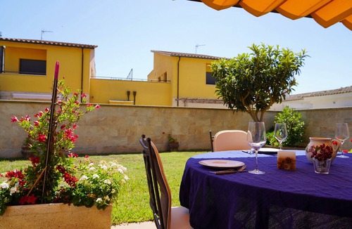 Bon Relax House | Cosy holiday home close to the beach