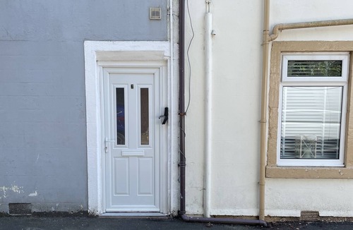 Millport Cottage | COSY IN, pet friendly, character holiday cottage in Millport