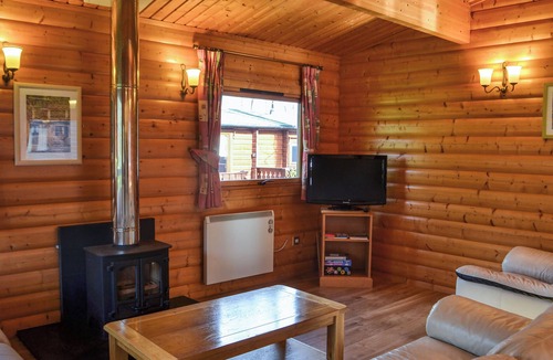 Kenwick Cottage | Cosy Lodge - UK37418