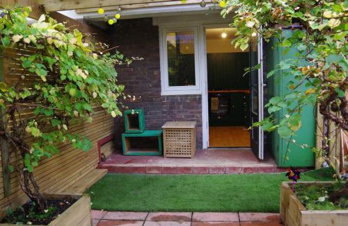Kentish Town Apartment | Cosy Nest Near Hampstead Heath and Camden Town