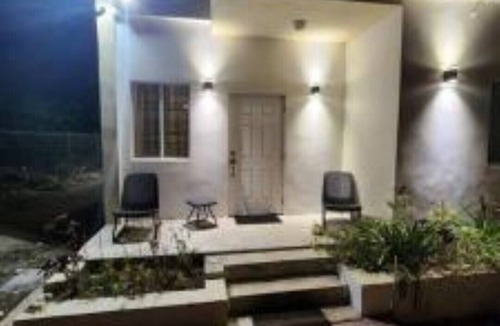 Providenciales Apartment | Cosy Practical Apartment With 10 min Walk to the Beach