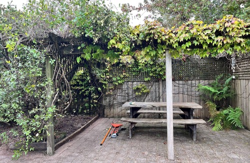 Rangihaeata Cottage | Cosy private cottage 3 mins walk to beach sleeps 5 Rangihaeata Golden Bay