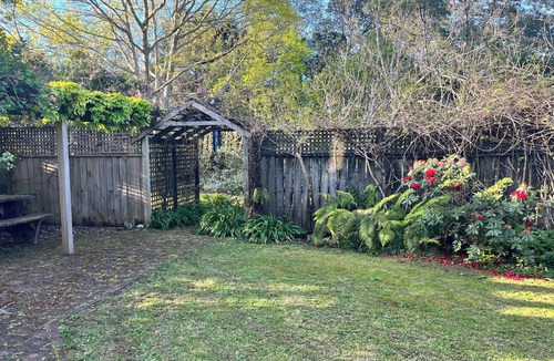 Rangihaeata Cottage | Cosy private cottage 3 mins walk to beach sleeps 5 Rangihaeata Golden Bay