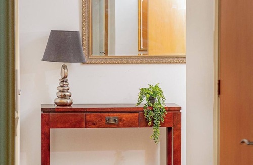 Whittington Apartment | Cosy retreat in London. Perfectly located in NW9, w/easy access to Centrl London