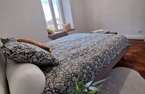 Romigny Bed & Breakfast | Cosy room between Reims and Disneyland