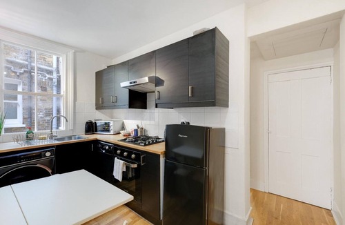Fulham Broadway House | Cosy Spacious 2 Double Bedroom- Central Fulham