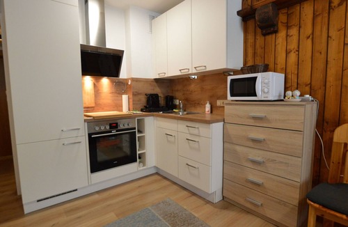 Hinterthal Apartment | Cosy studio with a balcony